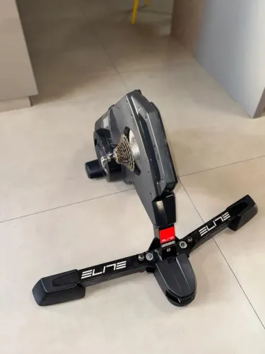 Rolo de Treino Elite Drivo II Smart Trainer - Pouquíssimo Usado