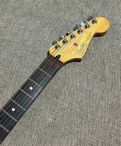 Guitarra fender mex