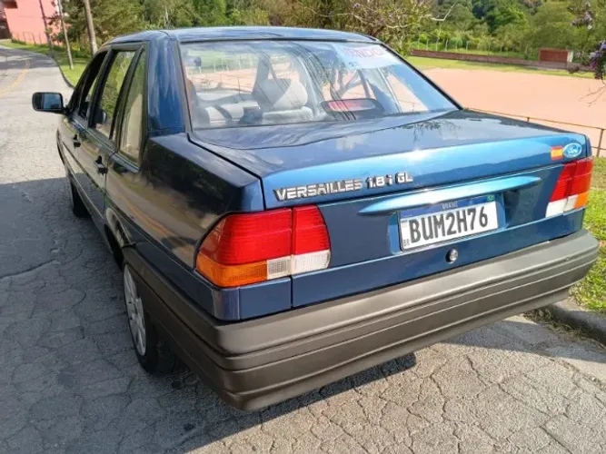 Ford Versailles GL 1.8i / 1.8 2P E 4P 1995