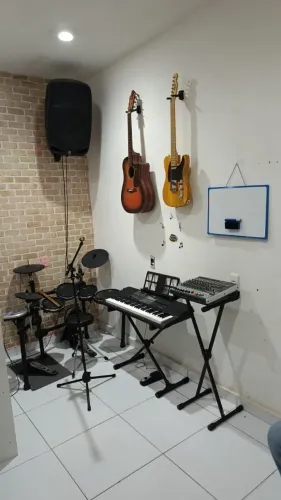 MUSICA Adulto e Infantil, na Zona sul - Aulas individuais e coletivas.