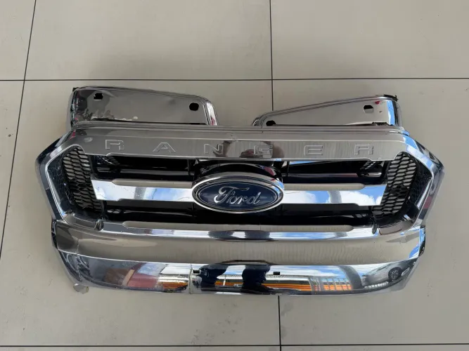 Grade Ford Ranger XLT Limited Cromada Original