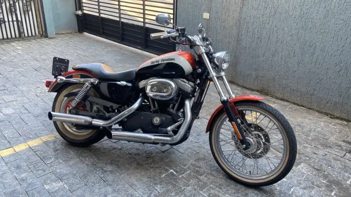 Harley Davidson Sportster XL 883 Custom