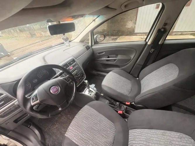 Fiat Punto Essence Dualogic 1.6 Flex 16V 5P 2012