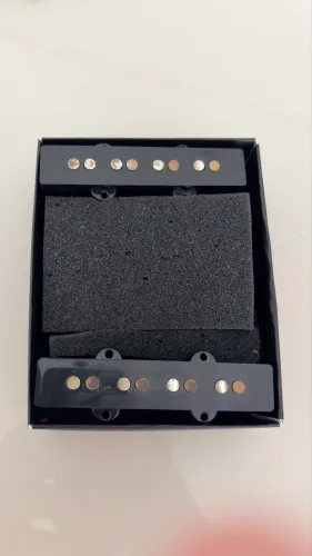 Par de captadores Jazz Bass p/ baixo 4 cordas