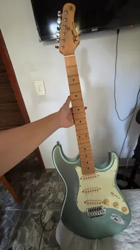Guitarra elétrica Tagima Tw Series Tg530