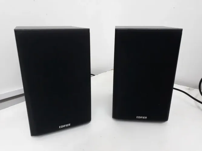 Monitor de Áudio 42W RMS R1100 Bivolt EDIFIER - Preto