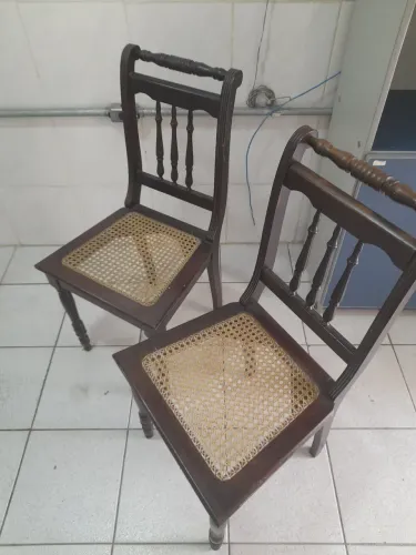 Cadeira antiga