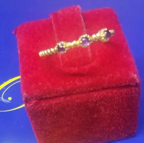 Anel Aparador 15 Anos Namoro Feminino Ouro 18 kilates Peso 1.00 Grama