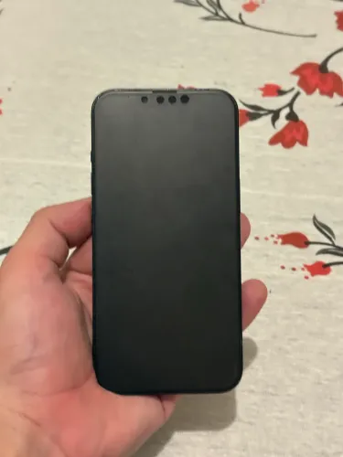 IPHONE 13 para retirar peça ou arrumar
