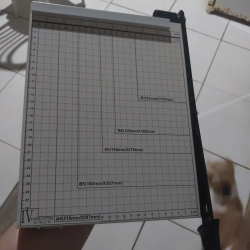 Vendo navalha de papel