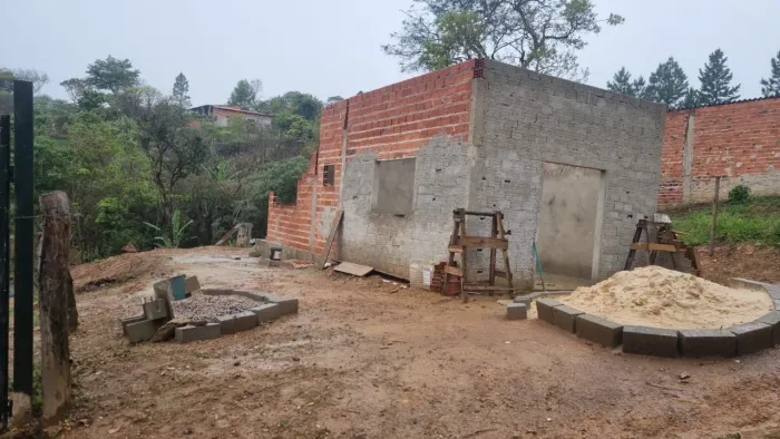 Vendo terreno.