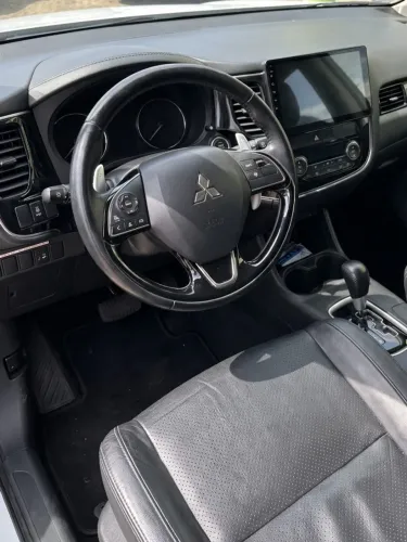 Mitsubishi Outlander 2.0 16V 160cv Aut. 2016