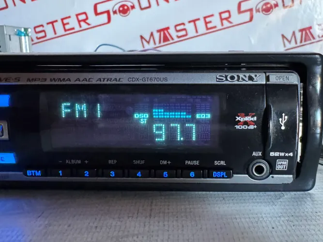 Cd usb auxiliar rádio Sony 6 rca lindo aparelho na promoção so 299,99