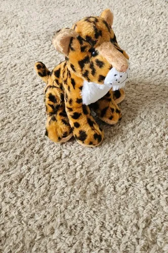 Vendo bichinho de pelúcia tigrinho