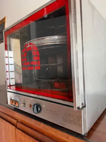 Vendo forno Titan