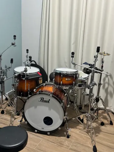 Bateria Completa novíssima Pearl Master Maple Pure