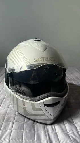 CAPACETE SHARK ESCAMOTIAVEL