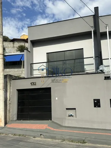 Casa à Venda no Bairro Jardim Alterosa Segunda Seção em Betim por R$590.000,00