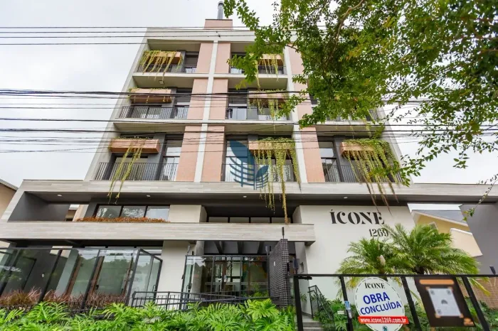 Duplex mobiliado à venda no Hugo Lange | 43 m², 1 quarto, vaga e churrasqueira | Ícone 126