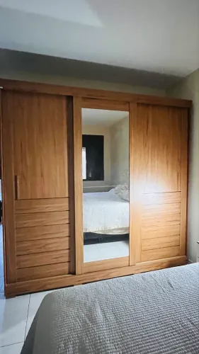 Guarda-roupa Casal Cecília Panan 3 Portas c/ Espelho