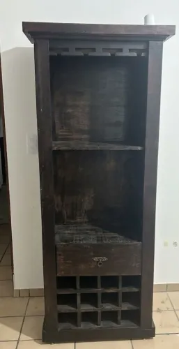 ? Lindo Bar/Adega em Madeira Pinus - Ótimo Estado!