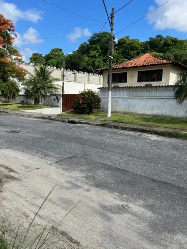 Sítio para venda possui 6000 metros quadrados com 5 quartos