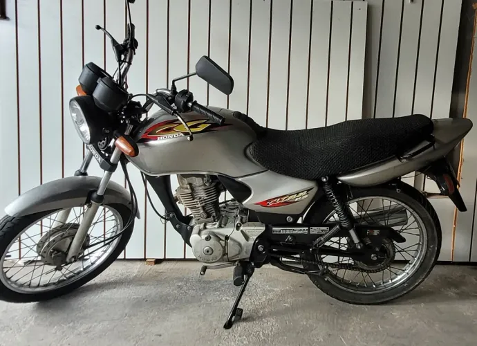 Honda Titan 125 ks 2000