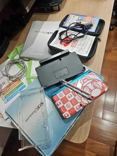 Nintendo 3DS Desbløqueadø - Na Caixa (Completo + Jogos)