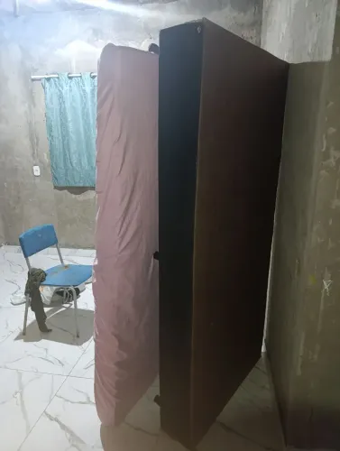 Cama box com colchão semi novos comprados em agosto 