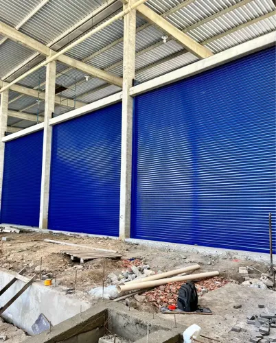 Portas automáticas de enrolar no controle