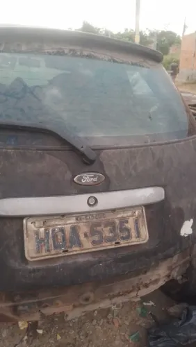 Sucata do Ford ka