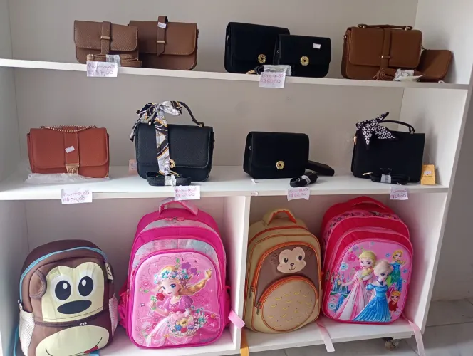 Lote de bolsas e mochilas todas novas R$600 parcelo em até 2x sem juros no cartão