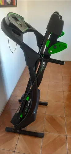 Esteira Dream Fitness Concept 1.8 muito bem conservada