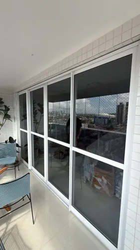 Esquadria de Alumínio/Porta de Correr Branca - 2.16 x 3.23m