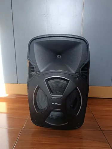 Caixa De Som Amplificada Britânia Bcx12000 Bluetooth 5.0 650 Cor Preto