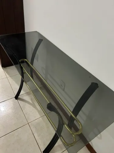 Aparador/mesa de vidro 
