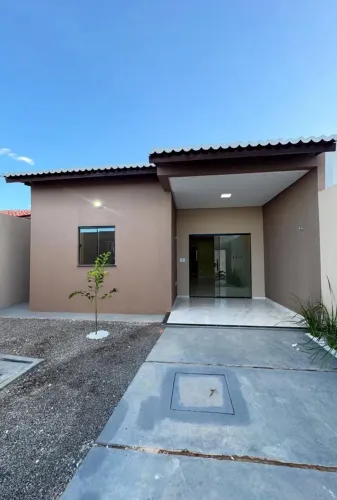 Casa disponível parcelada