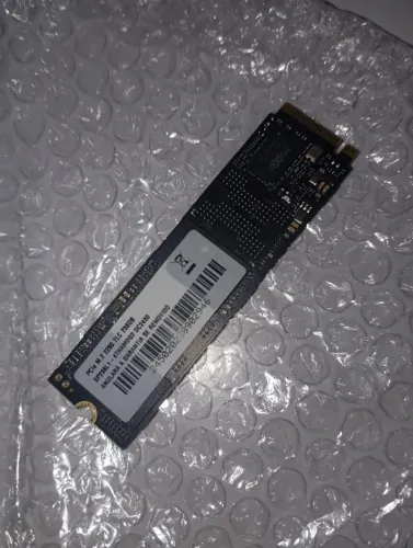 Memória e nvme 256gb