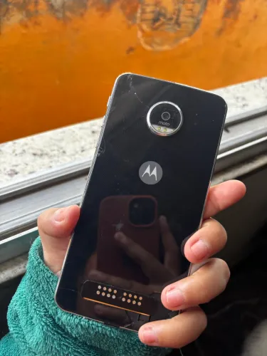 Celular motorola moto z play