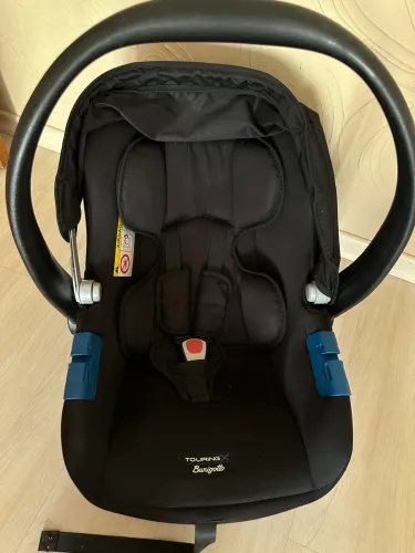 Bebê conforto burigotto