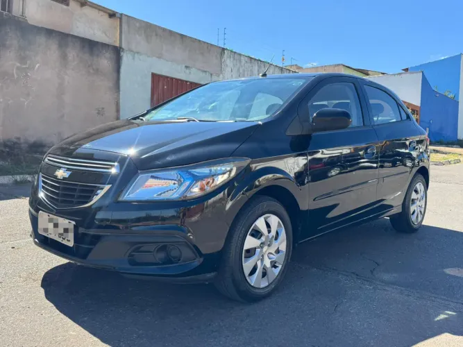 Chevrolet Onix Hatch LT 1.4 8V Flex Power Mec. 4P 2013
