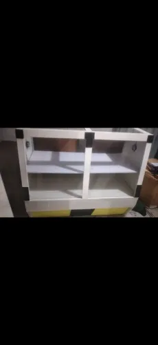 Vendo balcão pão salgado já vai com LED balcão bem conservado
