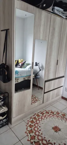 Guarda roupa 4 portas