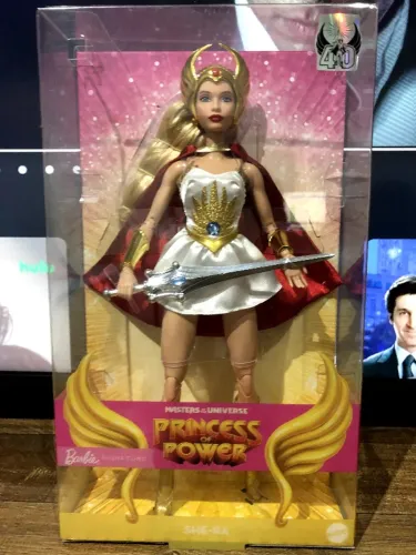Barbie She-Ra Collector Signature Masters of the Universe Princess of Power Nova Lacrada