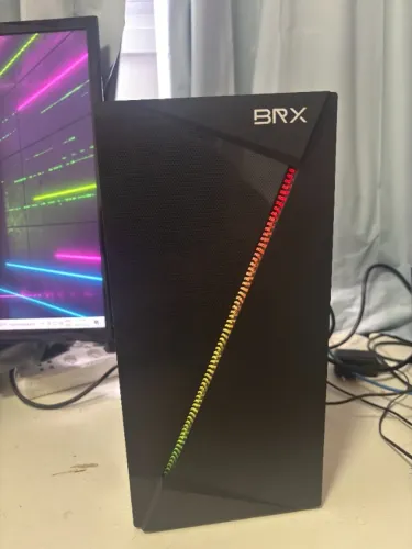 Computador com led I3 - placa de video - 4GB de Ram