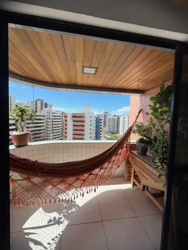 Apartamento com 4 Quartos e Varanda à Venda no Edf El Greco na Ponta Verde