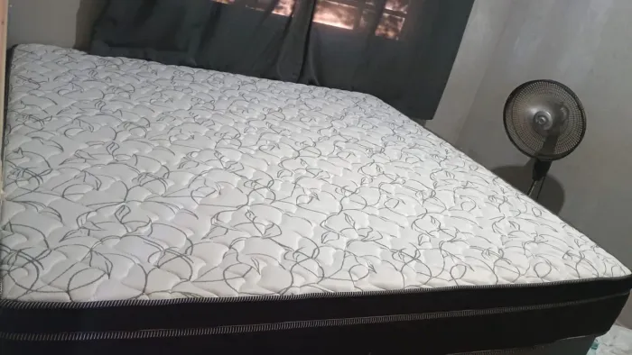 Vendo cama box super king