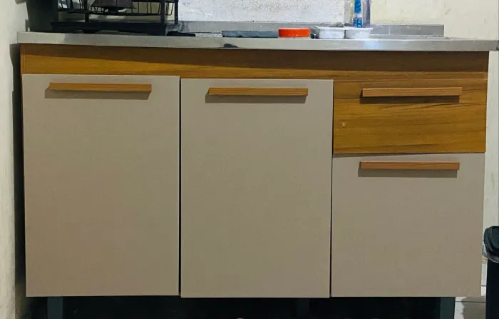 Vendo conjunto de armário de cozinha + pia