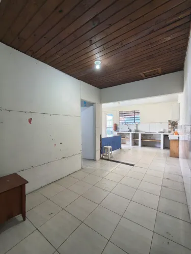 Casa Comercial com 300m² Campeche Locação 
