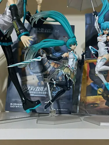 Hatsune Miku figure original - Racing Miku 2013 - figma SP-49 -